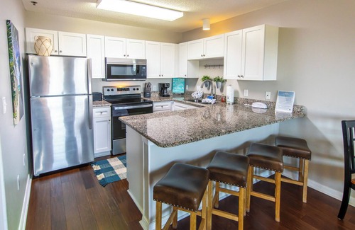 Gulf Place Condo | Gulf View! Pool, Tennis Court, Beach Access