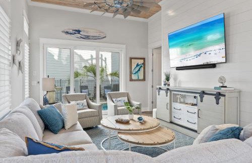Dune Allen Beach House | Gulf-View Retreat w Rooftop Deck, Private Pool Villa Anesi by AvantStay