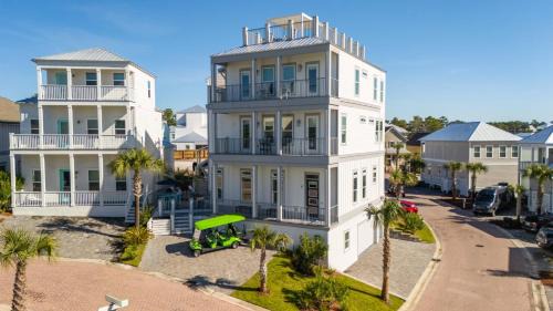 Dune Allen Beach House | Gulf-View Retreat w Rooftop Deck, Private Pool Villa Anesi by AvantStay