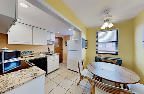 St. Pete Beach Condo | 🏖️ Gulf Winds 3BR Condo — Updated Tile Floors & Room for Everyone