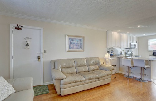 St. Pete Beach Condo | 🌿 Gulf Winds #606 — Garden-View Comfort with Stylish Updates & Steps to Upham Beach