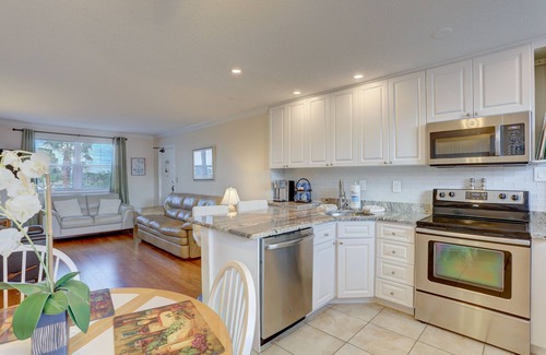 St. Pete Beach Condo | 🌿 Gulf Winds #606 — Garden-View Comfort with Stylish Updates & Steps to Upham Beach