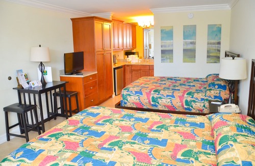 Moorings Hotel | Gulfcoast Inn Naples