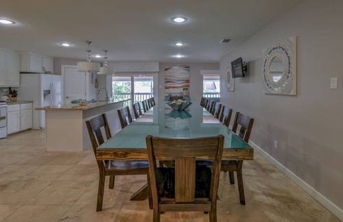 South Padre Island House | Gulfside Gathering Place: Your Ideal Coastal Getaway