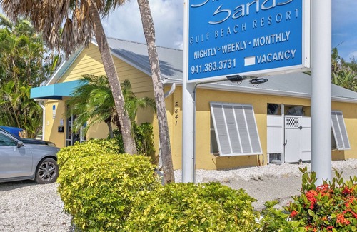 Whitney Beach Apartment | Gulfside Resort on Longboat Key Silver Sands Gulf Beach Resort #241A by RVA