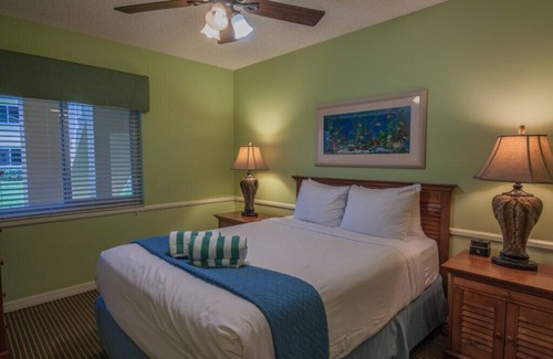Delray Beach Hotel | Gulfstream Manor - Spacious 1 Bedroom