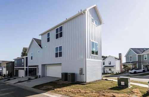 Fayetteville House | Gulley Grove Game Day - 10 minute drive to U of A/Downtownn3 beds ~ 2.5 baths