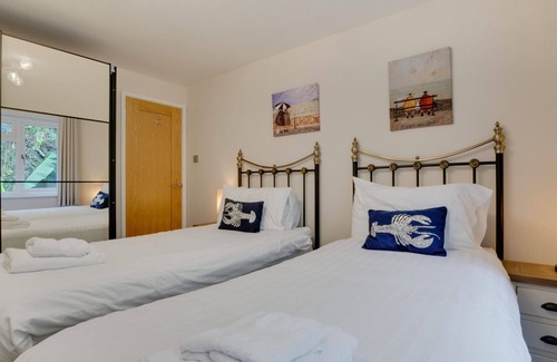 Dartmouth Apartment | Gullsway Upper - Two Bedroom Apartment, Sleeps 4