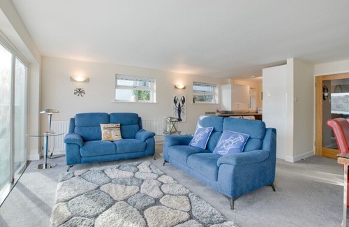 Dartmouth Apartment | Gullsway Upper - Two Bedroom Apartment, Sleeps 4