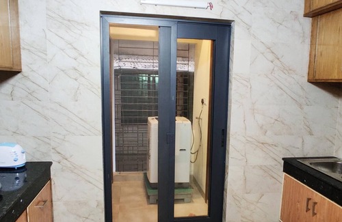 Dhaka Apartment | Gulshan Lake Arcade Service Apt.