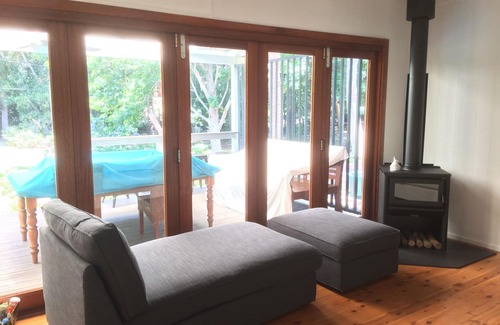 Great Mackerel Beach House | Gumbuya - a beach retreat