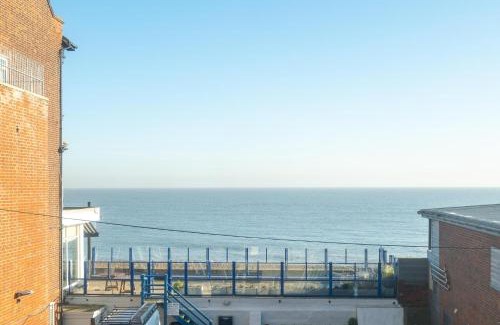 Aldeburgh House | Gun Lodge - Aldeburgh Coastal Cottages