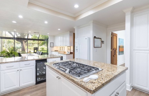 Sonoma House | Gustafson Estate: Luxurious vineyard retreat!