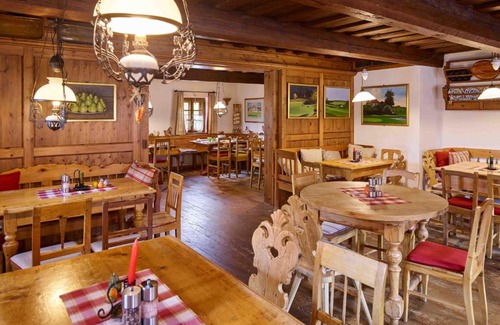 Haarbach Hotel | Gutshof Uttlau