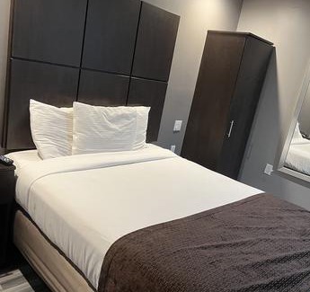 West Bronx Hotel | GWB Hotel