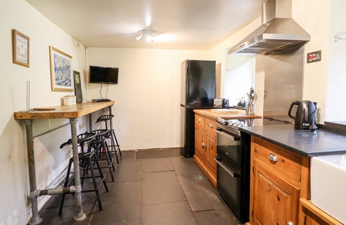 Dolgellau Cottage | GWENGRAIG, pet friendly, character holiday cottage in Dolgellau