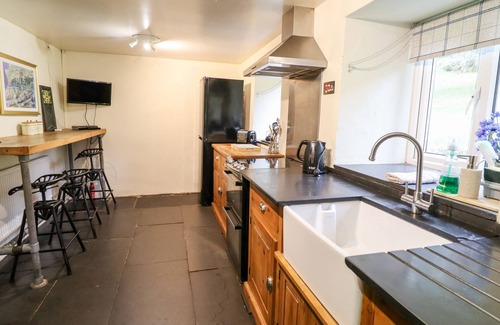 Dolgellau Cottage | GWENGRAIG, pet friendly, character holiday cottage in Dolgellau