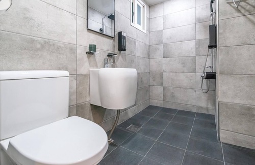 Gyeongju House | Gyeongju Modern Pool Villa