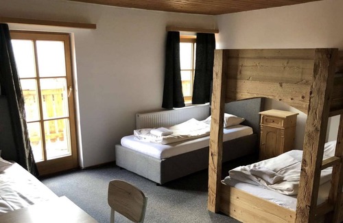 Leutasch Cabin | Hämmermoos 4 bed alpine room - incl. breakfast