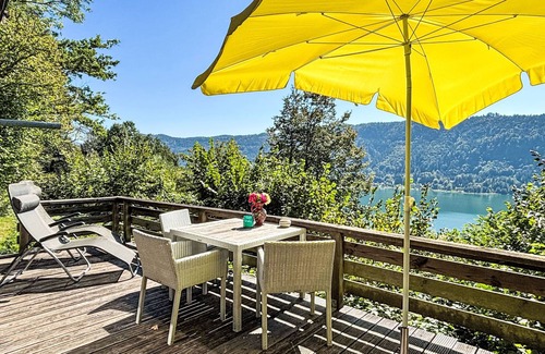 Annenheim House | Häuschen am Waldrand by Interhome
