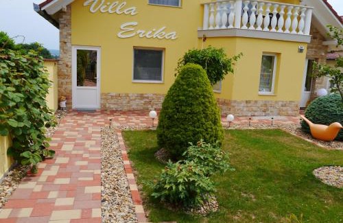 Alsopahok Apartment | Hévíz -Alsópáhok Villa-Erika Apartman
