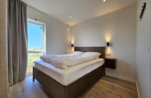 Borgarnes House | Hítarneskot Accommodations