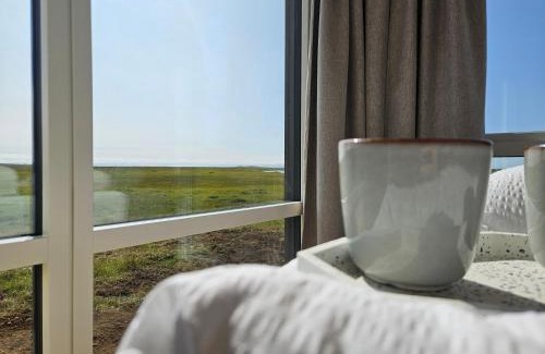 Borgarnes House | Hítarneskot Accommodations