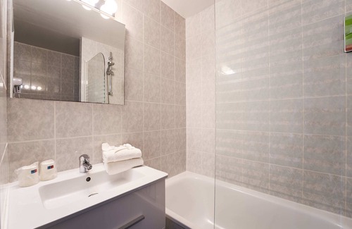 Marsannay-la-Cote Hotel | Hôtel Authentic by Balladins Dijon/Marsannay-la-Côte