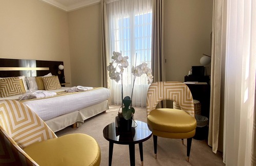 Beaulieu-sur-Mer Hotel | Hôtel Carlton