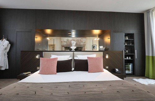 Brive-la-Gaillarde Hotel | Hôtel Château Lacan