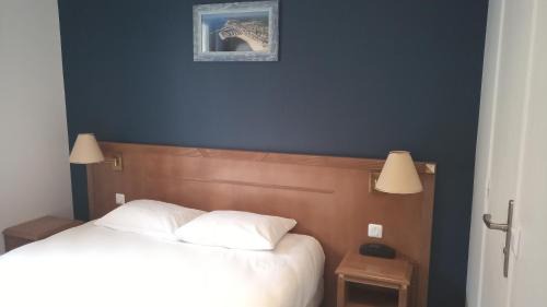 Amerique Hotel | Hôtel De La Perdrix Rouge