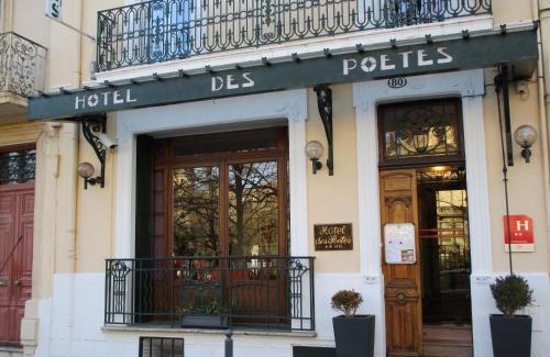 Beziers City Centre Hotel | Hôtel Des Poètes avec parking sur réservation