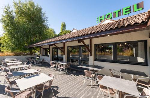 Claix Hotel | Hôtel des Trois Massifs