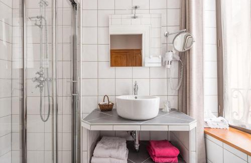 Cauterets Hotel | Hôtel du Lion d'Or