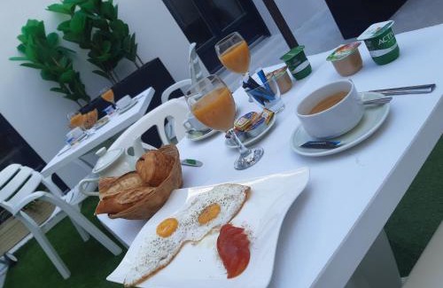 Pontaillac Hotel | Hôtel Emilie