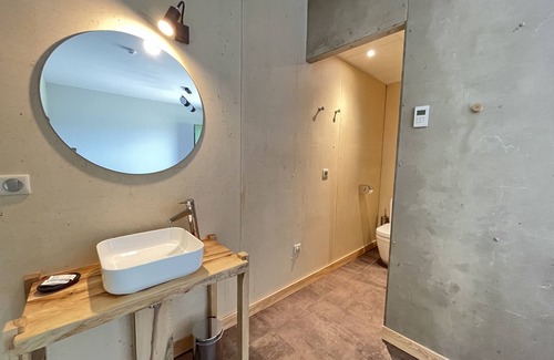 Pont-du-Navoy Hotel | Hôtel En Tilleul
