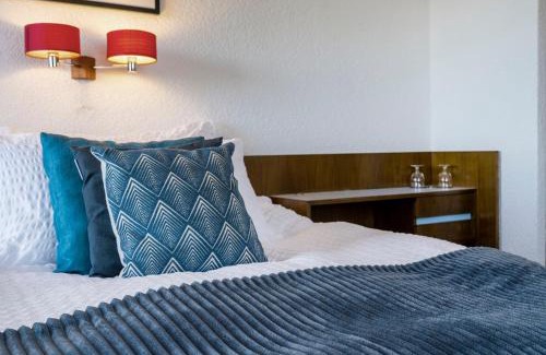 Icogne Hotel | Hôtel historique Chez Elsy - Crans-Sapins