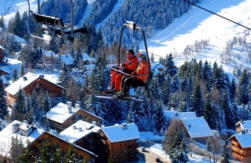 Meribel Centre Hotel | Hôtel l'Hélios