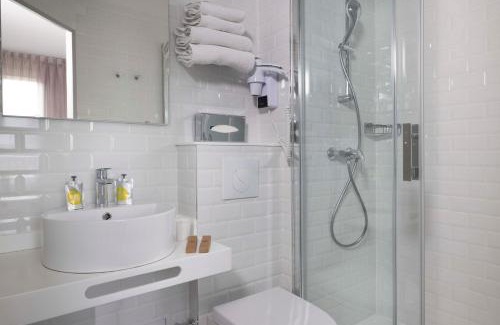 12th Arrondissement Hotel | Hôtel L'Interlude