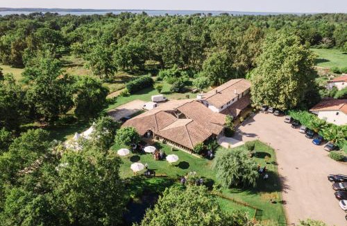 Biscarrosse Hotel | Hôtel La Ferme d'En Chon