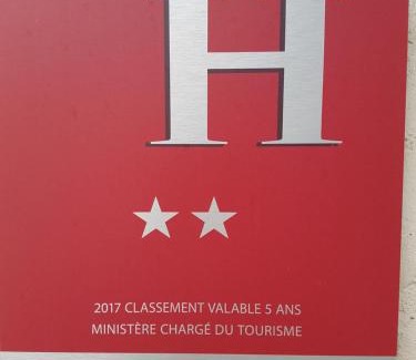 Six-Fours-les-Plages Hotel | Hôtel Le Clos des Pins