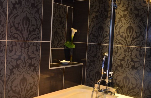 Saint-Laurent-des-Arbres Hotel | Hôtel Le Saint Laurent