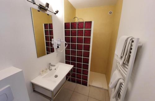 Solenzara Hotel | Hôtel Les 3 Terrasses