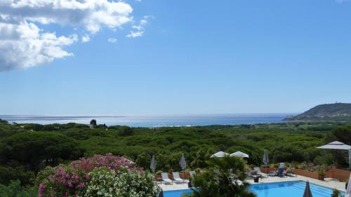 Ramatuelle Hotel | Hôtel les Bouis - Vue mer
