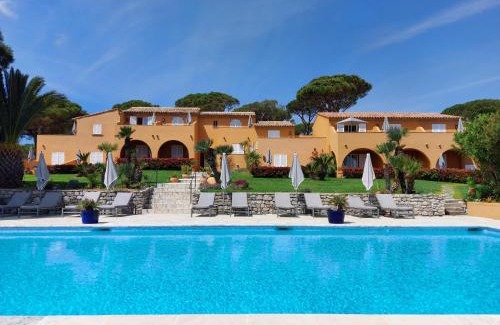 Ramatuelle Hotel | Hôtel les Bouis - Vue mer