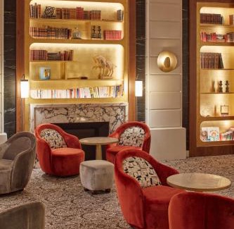 Notre-Dame Hotel | Hôtel Les Lumières - Relais & Châteaux