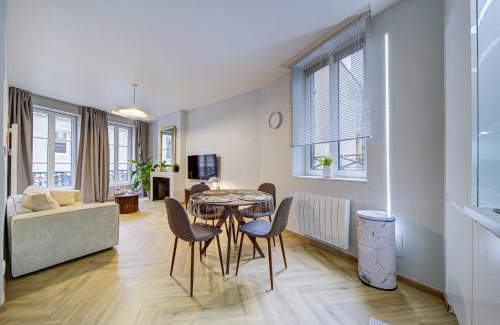 Metz-Centre – Ancienne Ville Apartment | Hôtel Metz mon amour, un séjour à 200m de la cathédrale ! Classé 3 étoiles !