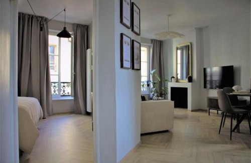 Metz-Centre – Ancienne Ville Apartment | Hôtel Metz mon amour, un séjour à 200m de la cathédrale ! Classé 3 étoiles !