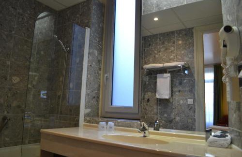 Gares Hotel | Hôtel Oceania Le Métropole