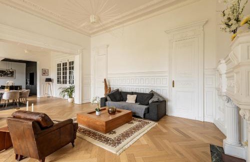 Valenciennes Apartment | Hôtel particulier - Le 119